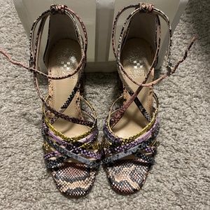 VINCE CAMUTO HEELS